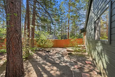 Exterior - 2728 NW Scandia Loop, Bend, OR 97703 photo 9 of 9