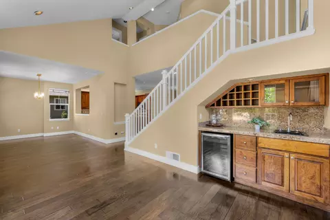 Living - 19307 Blue Lake Loop, Bend, OR 97702 photo 1 of 9