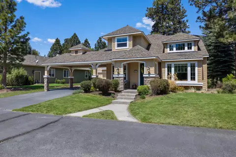 Exterior - 19307 Blue Lake Loop, Bend, OR 97702 photo 2 of 12