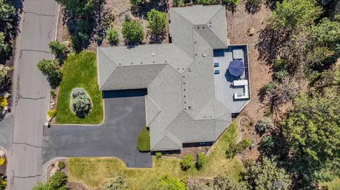 3795 NW Summerfield Rd, Bend, OR 97703