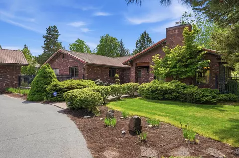 20407 Pine Vista Dr, Bend, OR 97702