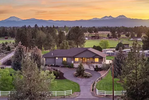 61885 Ward Rd, Bend, OR 97702