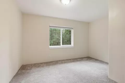 Bedroom - 15789 Deedon Ln, La Pine, OR 97739 photo 9 of 9