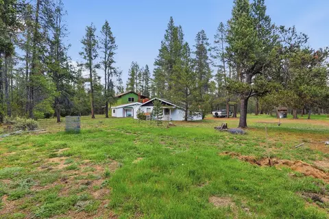 Exterior - 15789 Deedon Ln, La Pine, OR 97739 photo 15 of 18