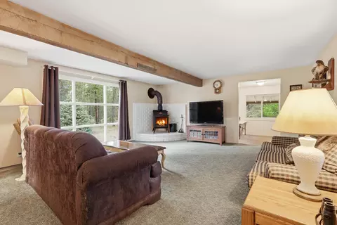 Living - 15789 Deedon Ln, La Pine, OR 97739 photo 1 of 2