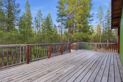 Exterior - 15789 Deedon Ln, La Pine, OR 97739 photo 8 of 18