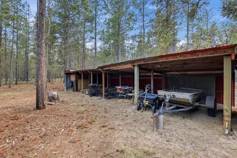 Exterior - 15789 Deedon Ln, La Pine, OR 97739 photo 14 of 18
