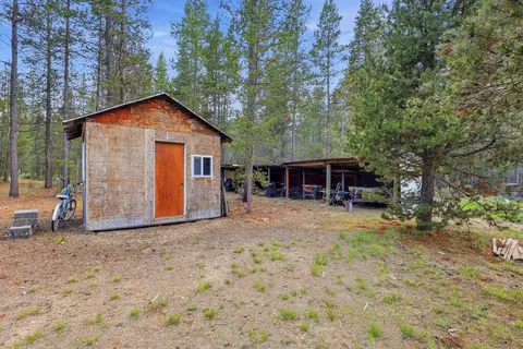 Exterior - 15789 Deedon Ln, La Pine, OR 97739 photo 13 of 18