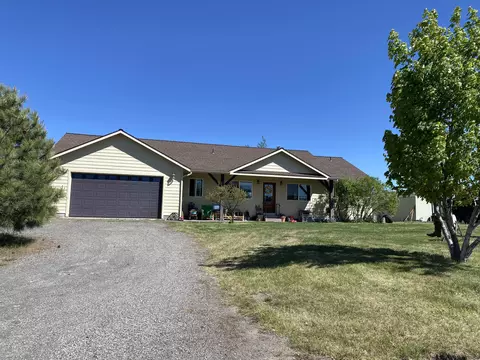 93300 Pike Ln, Lakeview, OR 97630