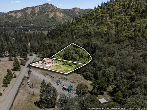 875 Schiefflin Gulch Rd, Gold Hill, OR 97525