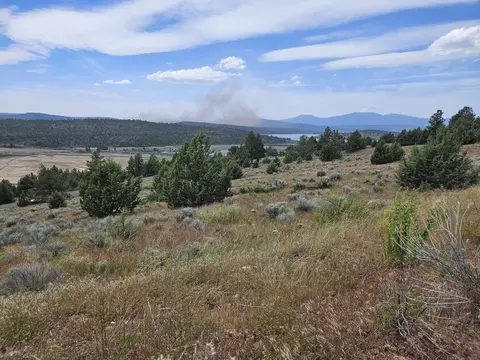 peregrine heights, Klamath Falls, OR 97601