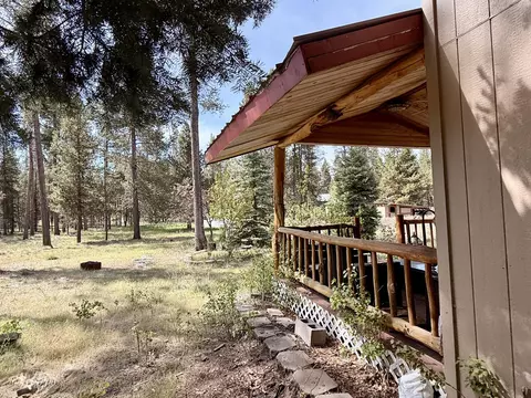 Exterior - 16025 Strawn Rd, La Pine, OR 97739 photo 9 of 22