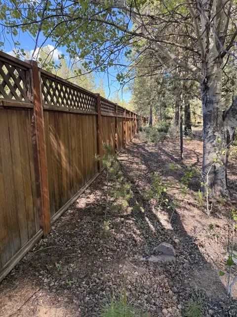 Exterior - 16025 Strawn Rd, La Pine, OR 97739 photo 22 of 22