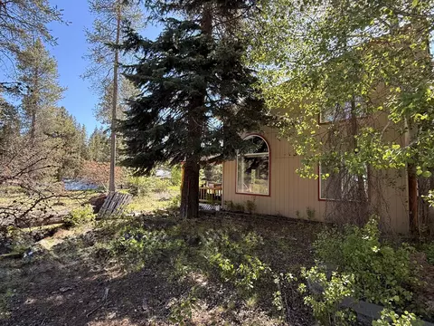 Exterior - 16025 Strawn Rd, La Pine, OR 97739 photo 10 of 22