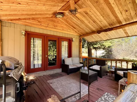 Exterior - 16025 Strawn Rd, La Pine, OR 97739 photo 7 of 22