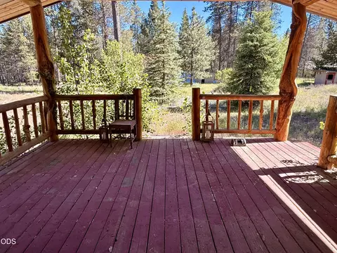 Exterior - 16025 Strawn Rd, La Pine, OR 97739 photo 5 of 22