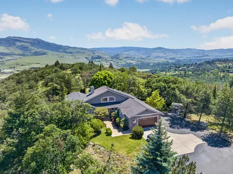 1601 Frank Hill Rd, Ashland, OR 97520