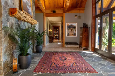 Entry Way - 20450 Arrowhead Dr, Bend, OR 97703 photo 1 of 6