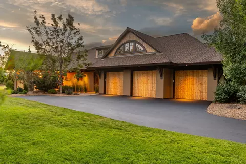Exterior - 20450 Arrowhead Dr, Bend, OR 97703 photo 13 of 20