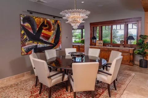 Dining - 20450 Arrowhead Dr, Bend, OR 97703 photo 3 of 5