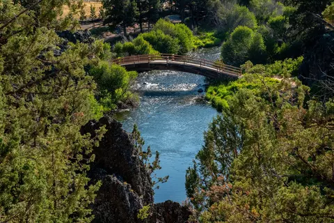 View/Area - 20450 Arrowhead Dr, Bend, OR 97703 photo 6 of 7