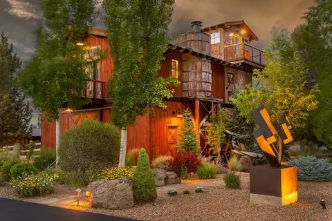 Exterior - 20450 Arrowhead Dr, Bend, OR 97703 photo 15 of 20