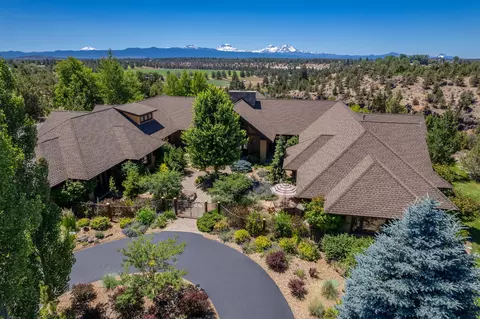 20450 Arrowhead Dr, Bend, OR 97703