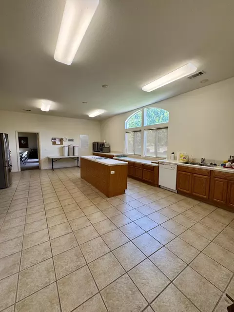 Kitchen - 337 Cedar Ridge Dr, Cave Junction, OR 97523 photo 4 of 4