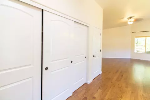 Entry Way - 337 Cedar Ridge Dr, Cave Junction, OR 97523 photo 1 of 4