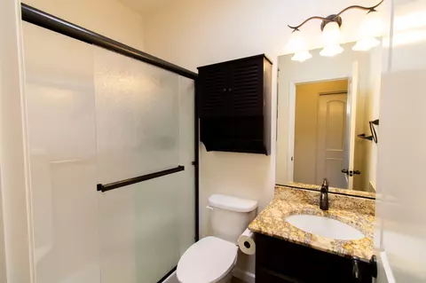 Bath - 337 Cedar Ridge Dr, Cave Junction, OR 97523 photo 1 of 4