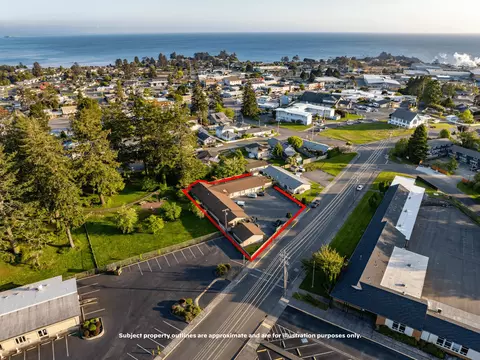 542 Pacific Ave, Brookings, OR 97415