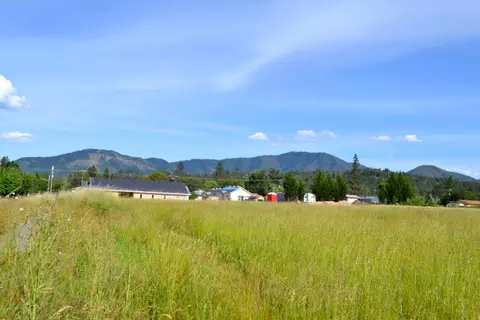 0 W Harbeck Rd, Grants Pass, OR 97527
