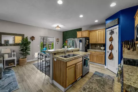 Kitchen - 21336 Oconnor Way, Bend, OR 97701 photo 1 of 3