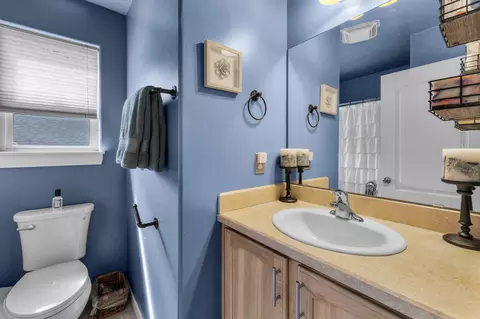 Bath - 21336 Oconnor Way, Bend, OR 97701 photo 2 of 3