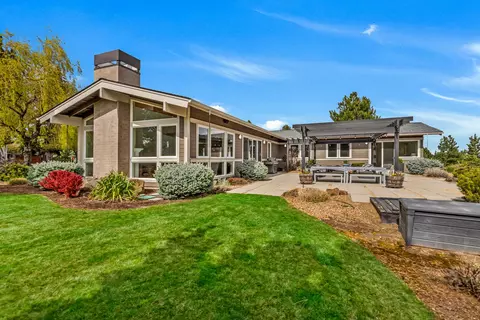 61510 SW Longview St, Bend, OR 97702