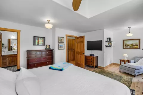 Bedroom - 60779 Currant Way, Bend, OR 97702 photo 2 of 13