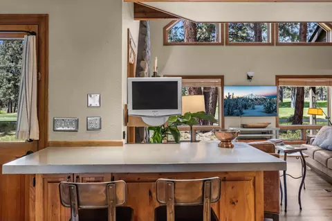 Kitchen - 60779 Currant Way, Bend, OR 97702 photo 4 of 5