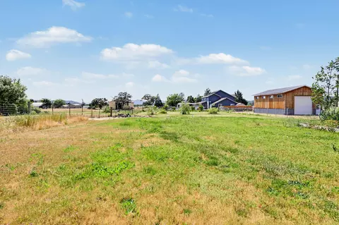 145 Highway 234, Eagle Point, OR 97524 photo 32