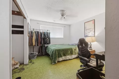 Bedroom - 102 Elm St, Phoenix, OR 97535 photo 5 of 5