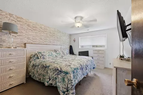 Bedroom - 102 Elm St, Phoenix, OR 97535 photo 1 of 5