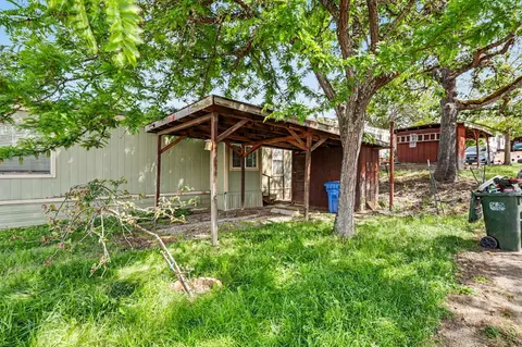 421 Stevens Rd UNIT 34, Eagle Point, OR 97524 photo 4