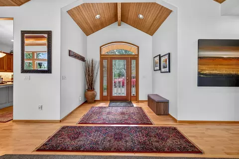 Entry Way - 3534 NW Mccready Dr, Bend, OR 97703 photo 1 of 1