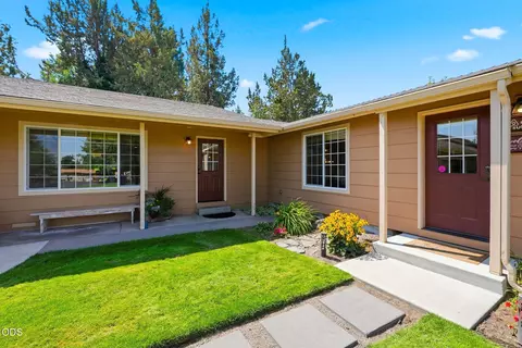 Exterior - 22539 Martee Ln, Bend, OR 97701 photo 7 of 86