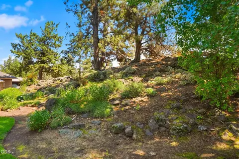 Exterior - 22539 Martee Ln, Bend, OR 97701 photo 44 of 86