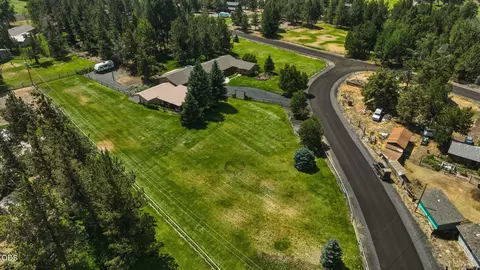 View/Area - 22539 Martee Ln, Bend, OR 97701 photo 17 of 34