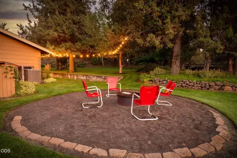 Exterior - 22539 Martee Ln, Bend, OR 97701 photo 84 of 86