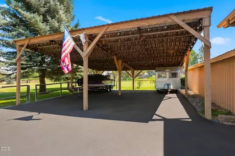 Exterior - 22539 Martee Ln, Bend, OR 97701 photo 15 of 86
