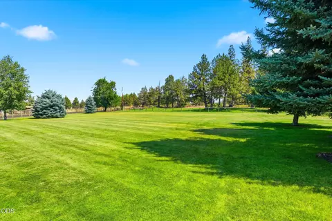 Exterior - 22539 Martee Ln, Bend, OR 97701 photo 59 of 86