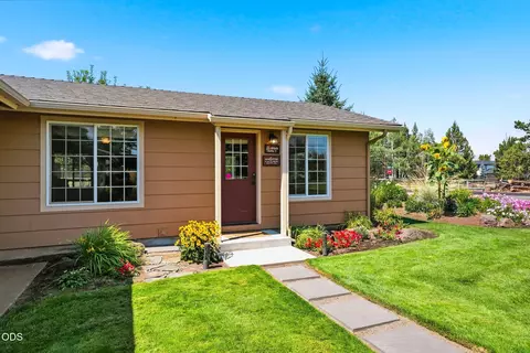 Exterior - 22539 Martee Ln, Bend, OR 97701 photo 6 of 86