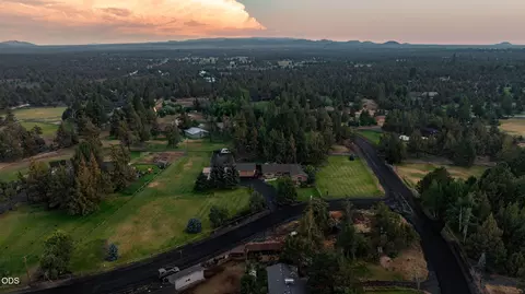 View/Area - 22539 Martee Ln, Bend, OR 97701 photo 24 of 34